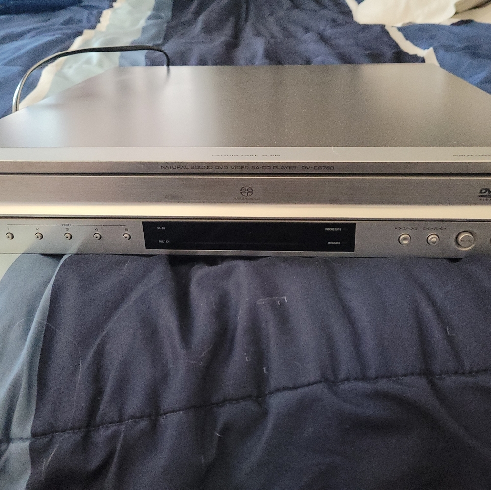 Multi-disc dvd/cd changer Yamaha